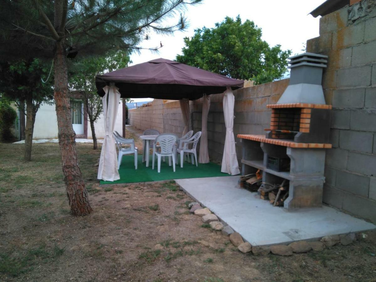 فيلا La Casa De Colores Munopepe المظهر الخارجي الصورة